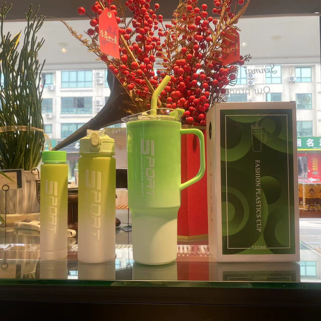 Car Bottle Three-Piece Set, Plastic, Portable with Handle