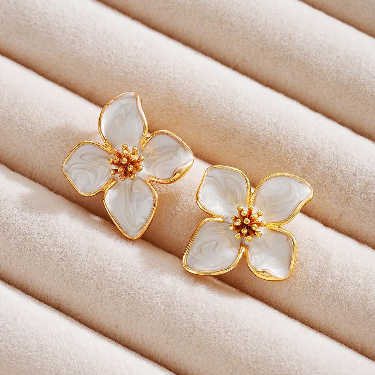 Vintage Drop Glaze Flower Stud Earrings