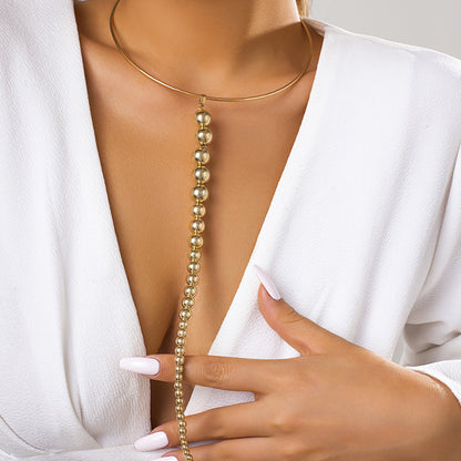 Exaggerated big bead pendant neck chain woman