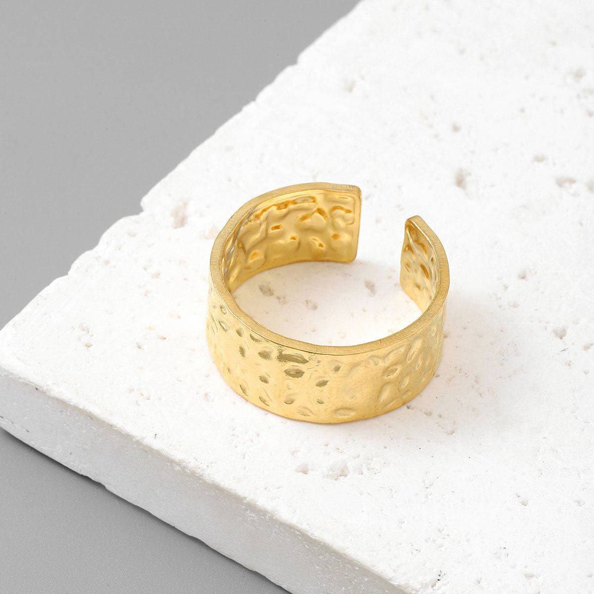 Qizhu Leaf Life Tree Titanium Steel Ring