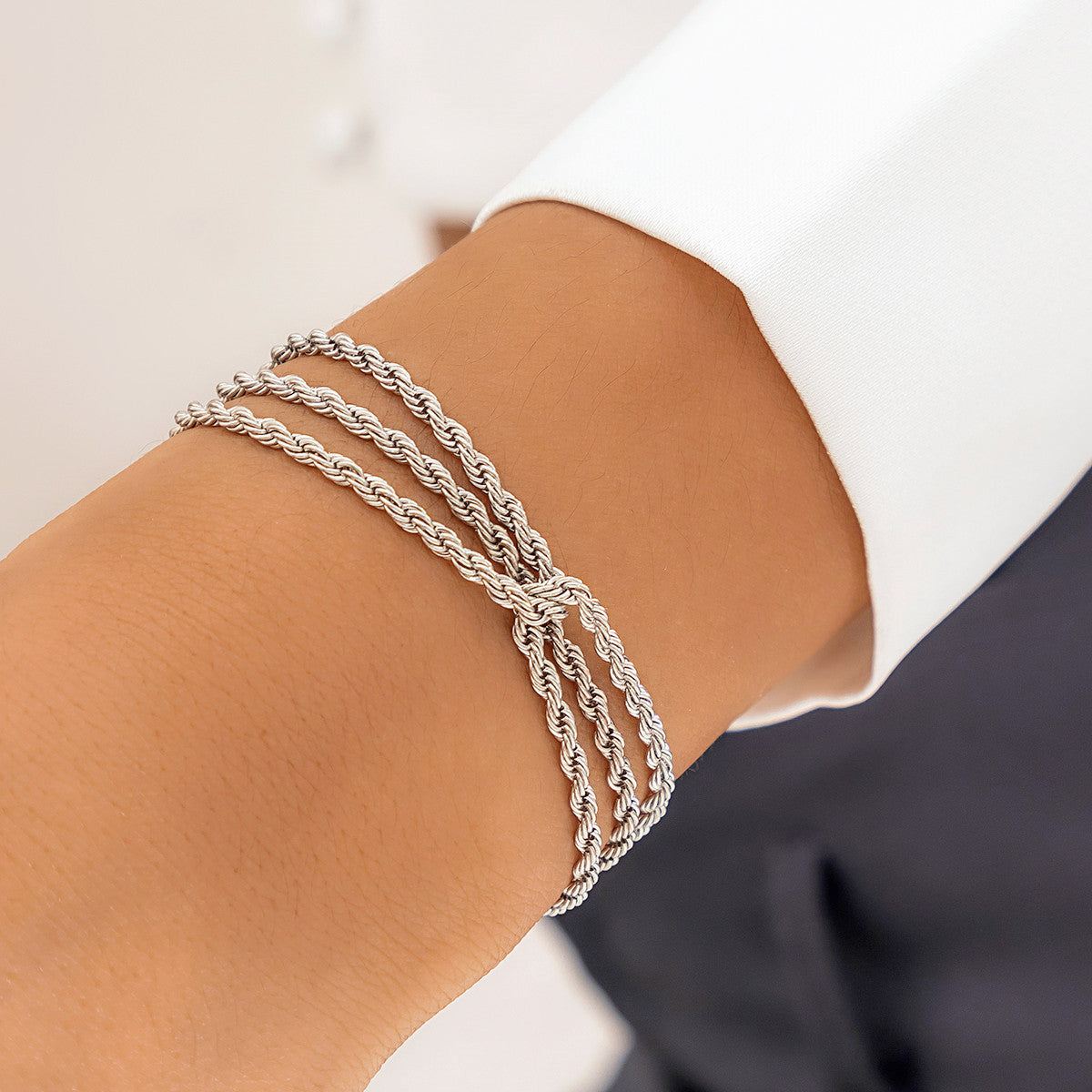 Pulsera de cadena fina de metal punk para mujer 