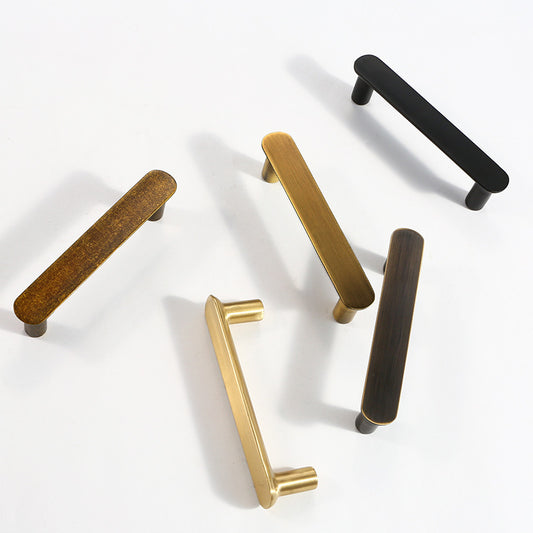 Anti-collision curved cabinet door handle