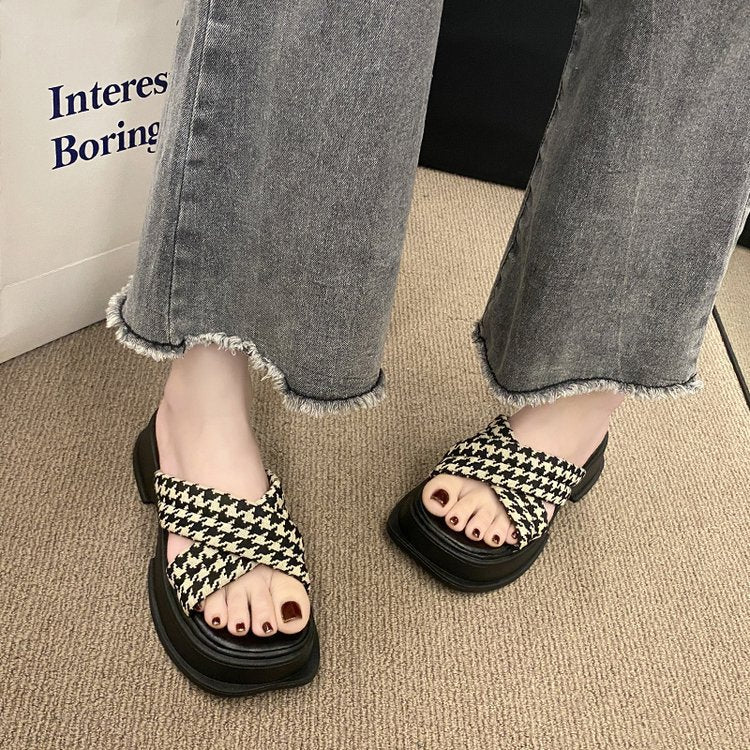 Versatile high-heeled slippers wholesale
