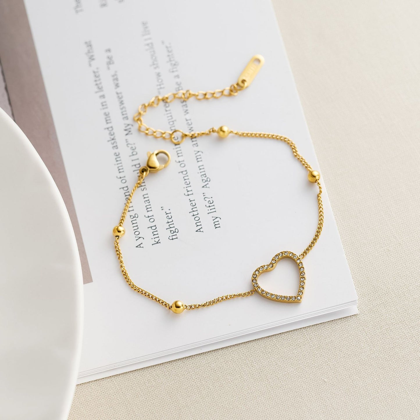 Women's Japanese-Korean Four-Leaf Clover Micro-Zircon Bracelet — 18K Gold-Plated