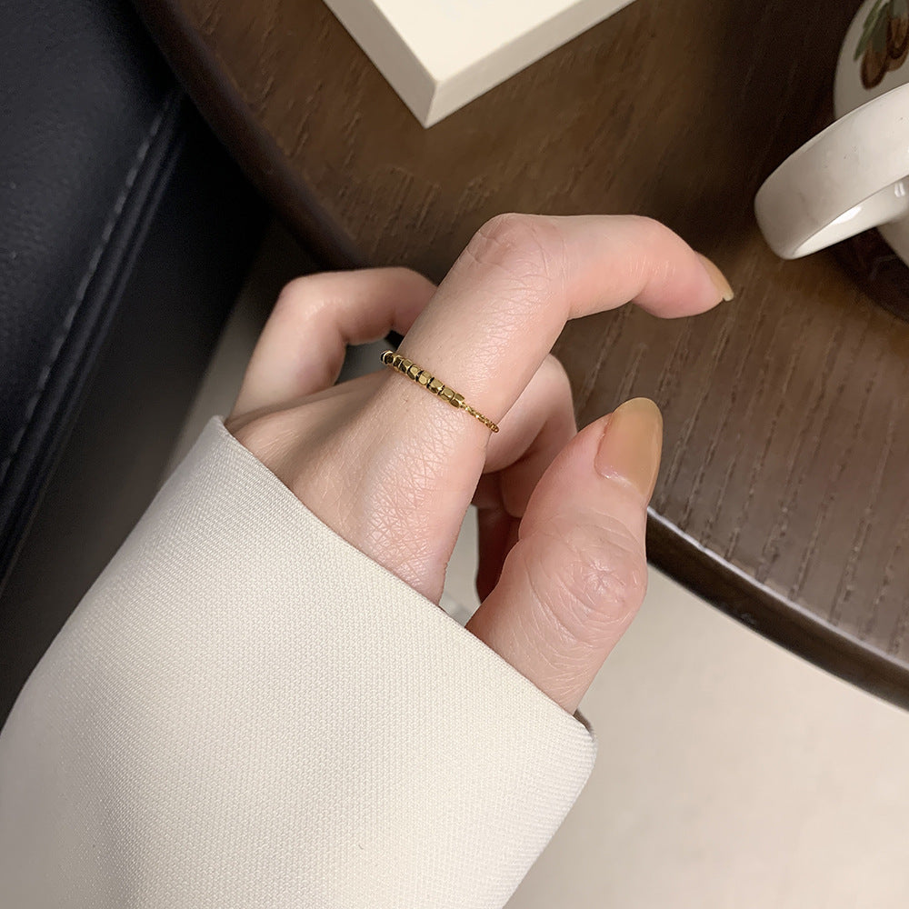 Small sugar cube ring