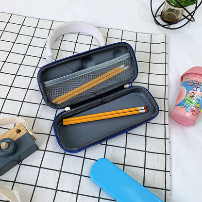 Estuche multifuncional para estudiantes de primaria. 