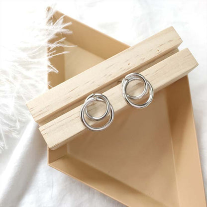 Geometric circle stud earrings chic simplicity