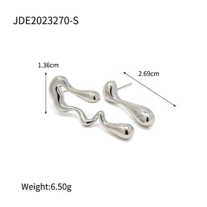 Teardrop shape earrings