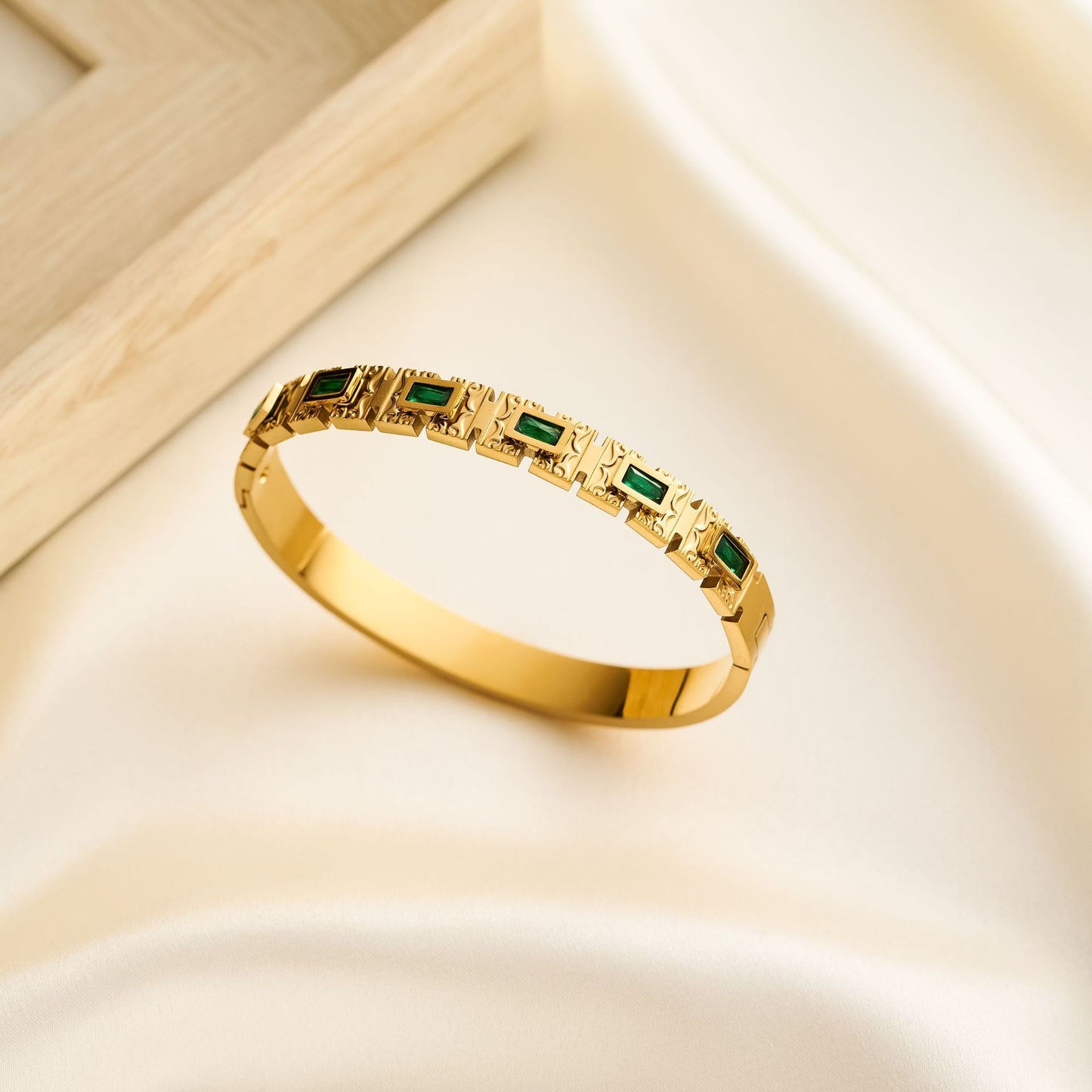 18K Gold-Plated Titanium Steel Bracelet with Green Square Zircon