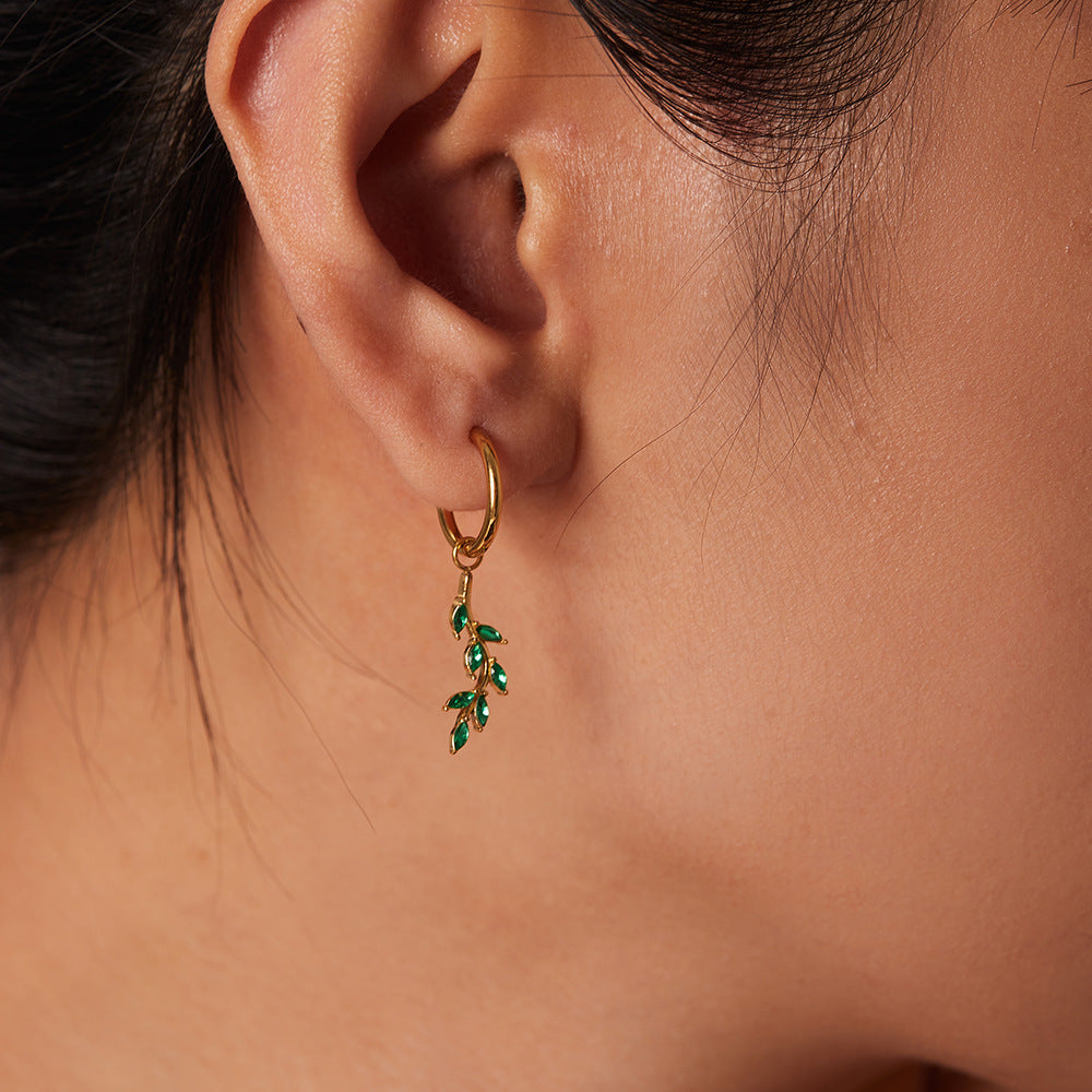 French women's versatile titanium steel earrings