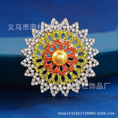 Fashion Painted Brooch Woman