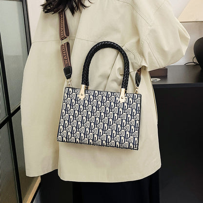 Retro exquisite tote bag