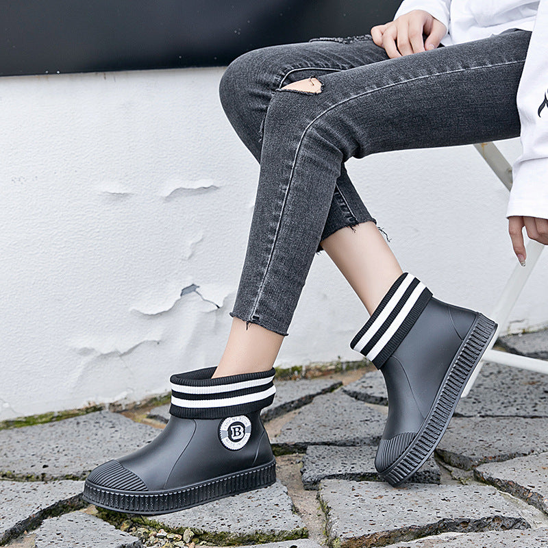 Fleece rain shoes short tube to keep warm