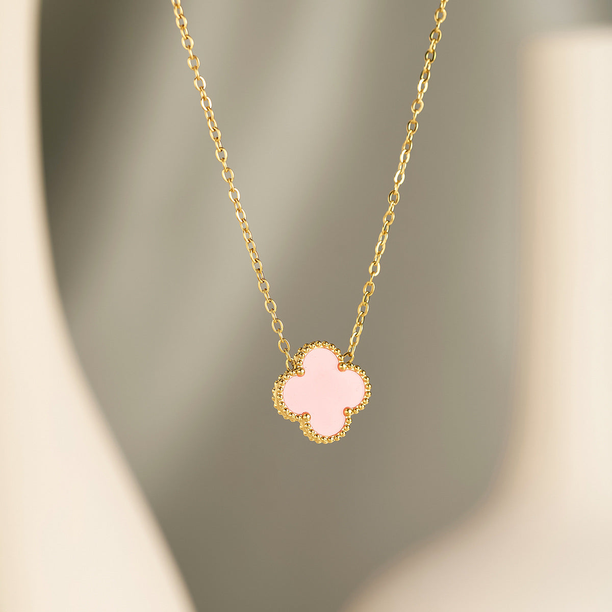 15mm Double-Sided Four-Leaf Clover Necklace