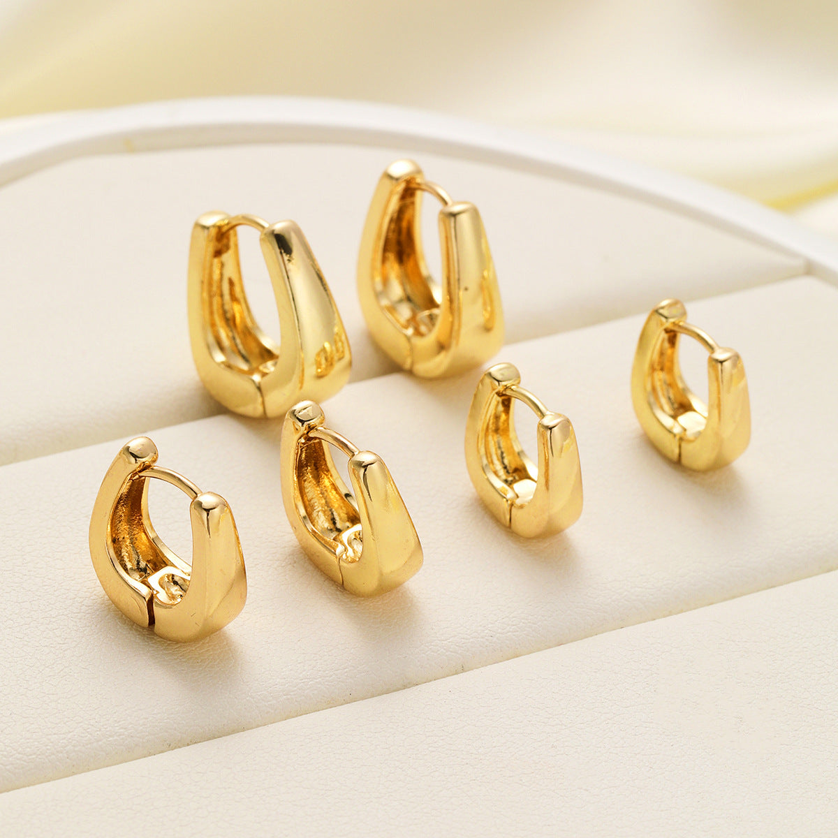 Retro Metal Hoop Earrings