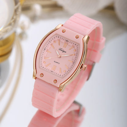 Quartz watch women's model