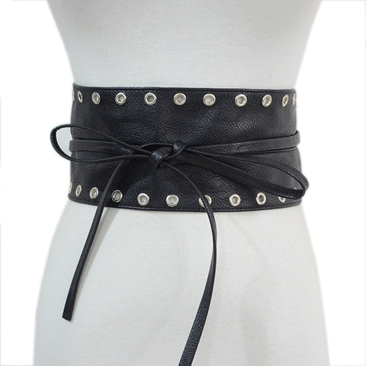Punched wide waist seal