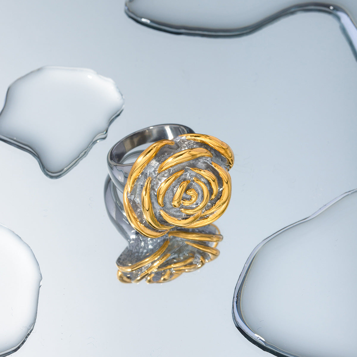 Gold and silver flower ring