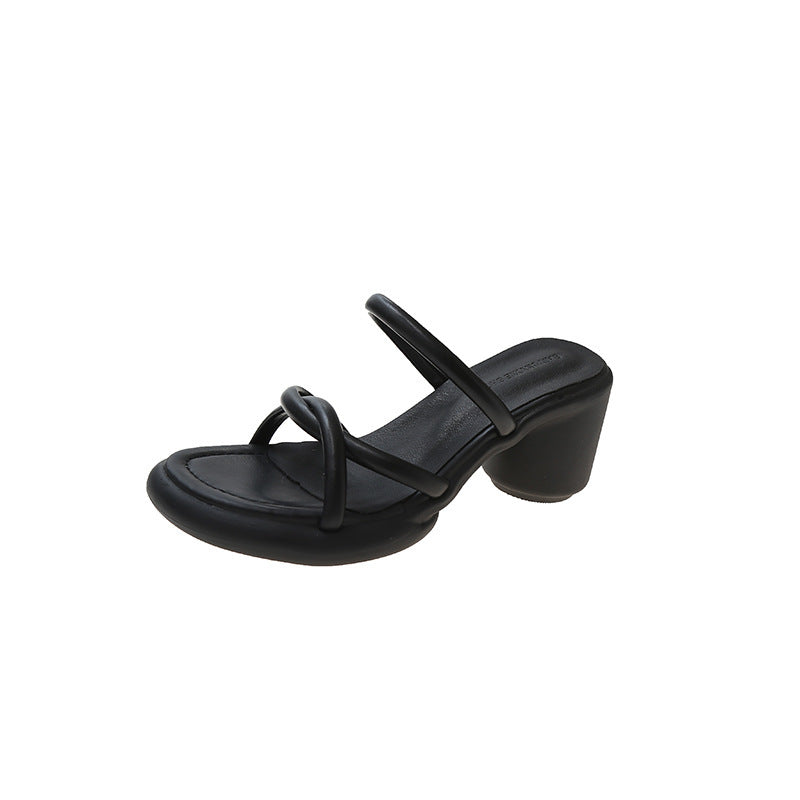 Vintage one-word Roman slippers