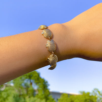 Pulsera de concha de vieira para mujer 