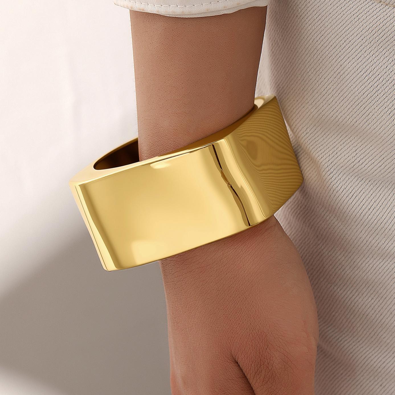 Geometric Rhombus Wave Open Bracelet