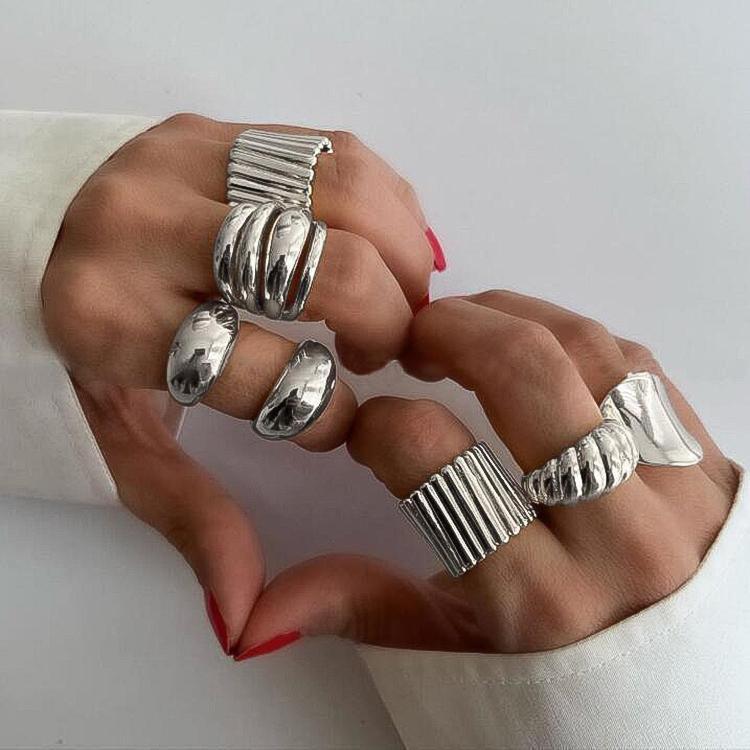 Metal Glossy Index Finger Ring