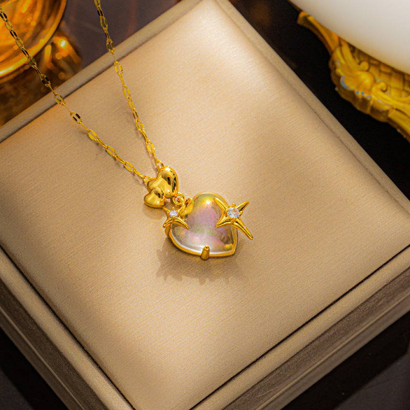 Trendy Cool Peach Heart Clavicle Necklace with Love Pendant for Women