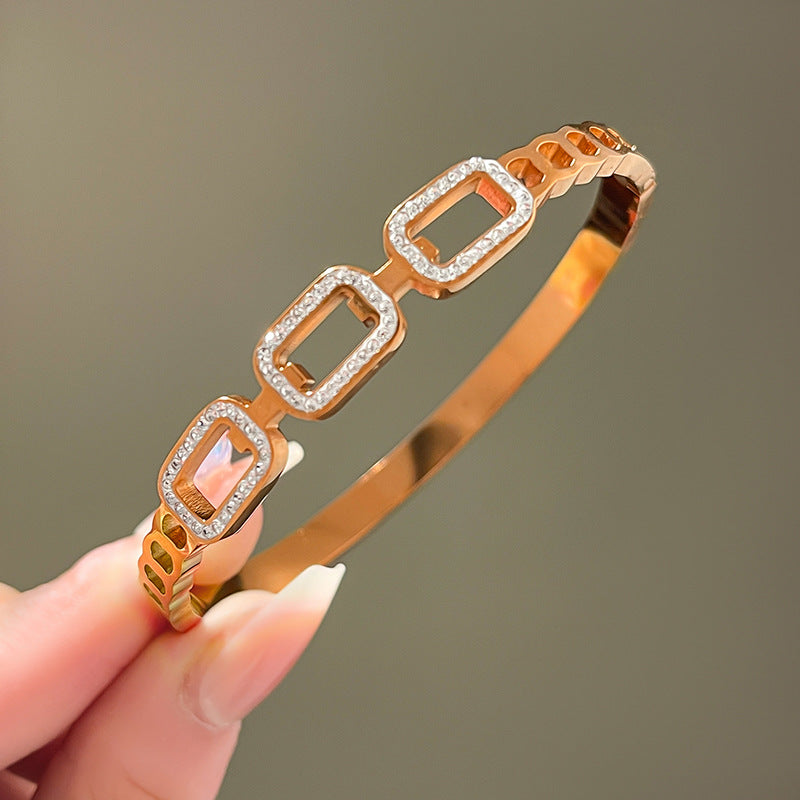 Four-leaf clover gypsy titanium steel bracelet