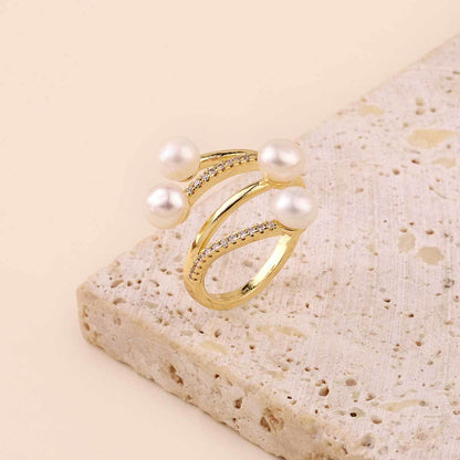 Four-leaf clover natural freshwater pearl ring