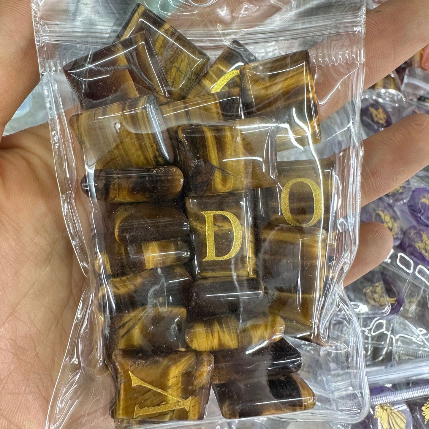 Crystal rectangular 26 English letters carved ornaments