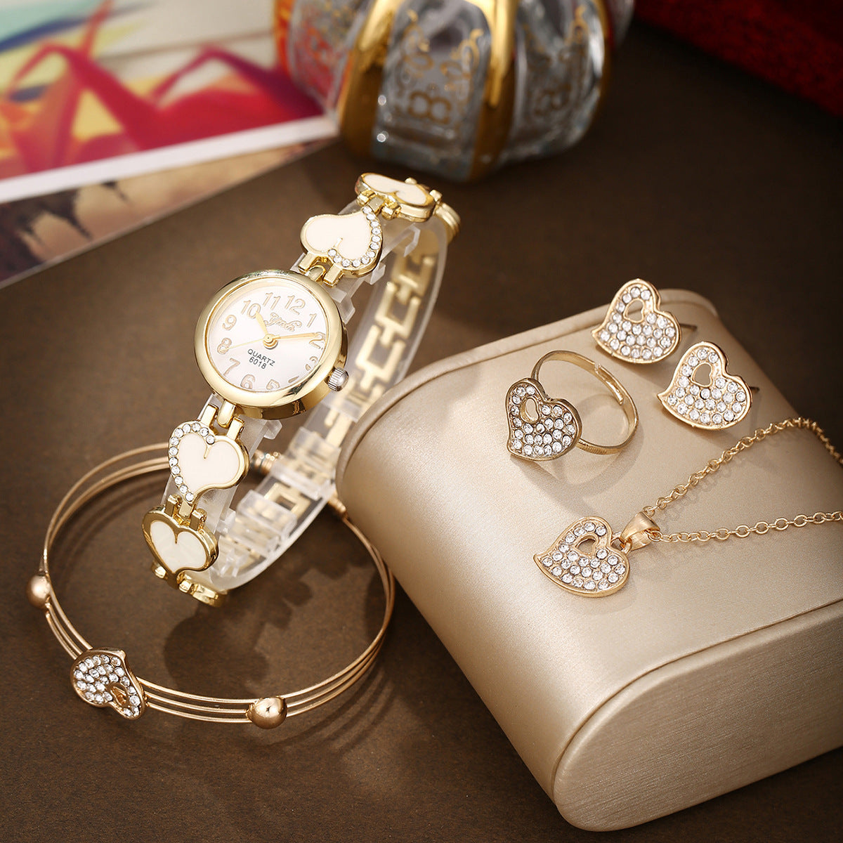 Diamond-encrusted love quartz watch jewelry set