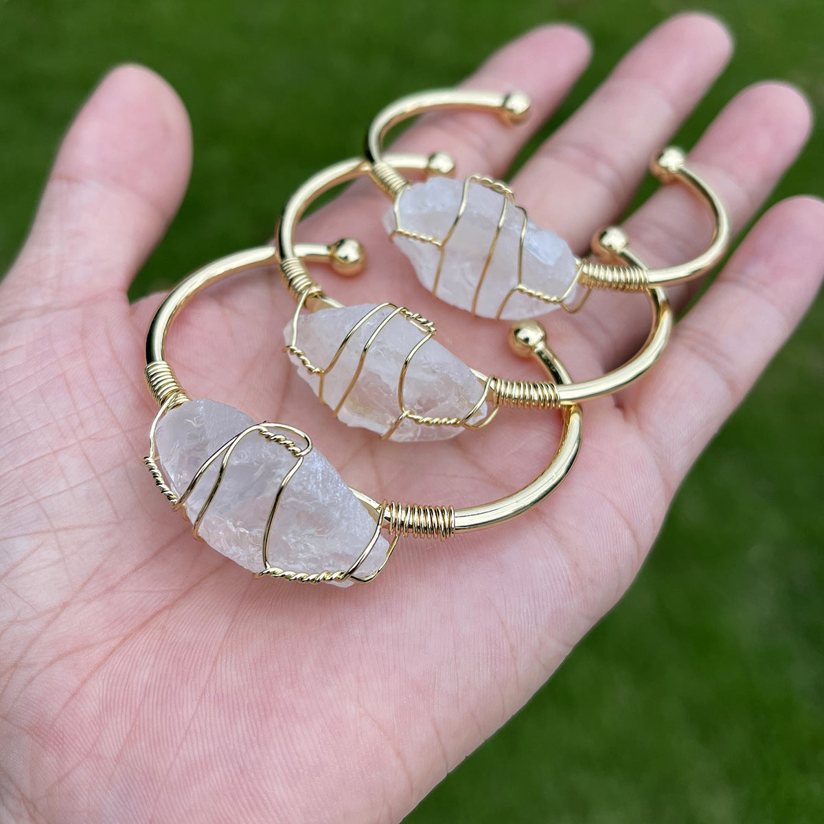 Rough crystal stone bracelet