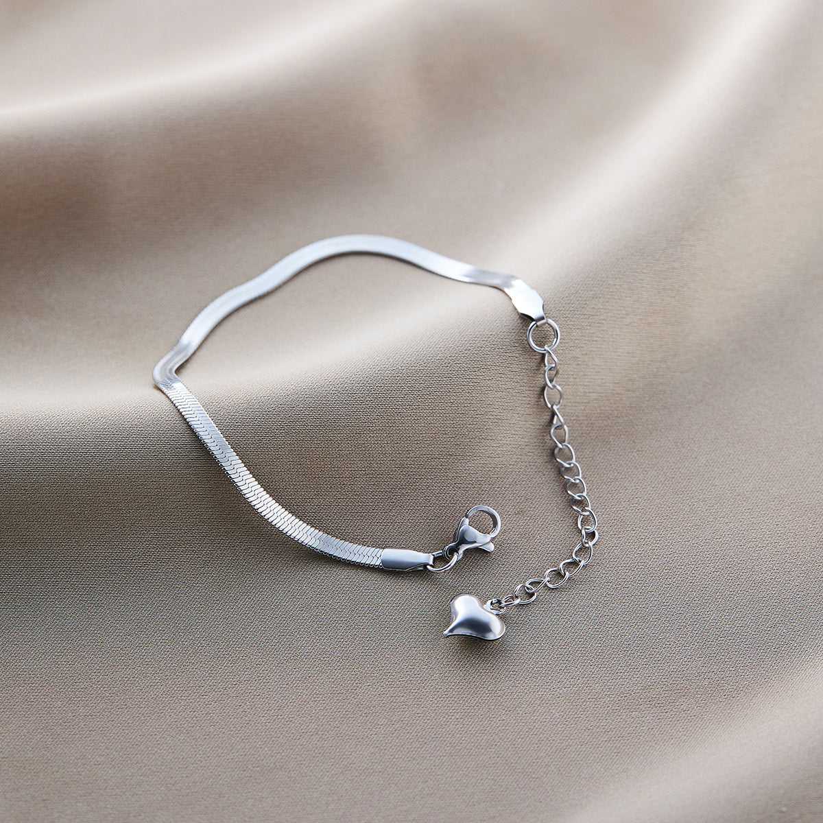 Titanium Steel Five-Leaf Clover Bracelet