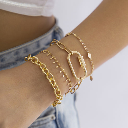 Pulsera de cadena con borlas y lentejuelas 