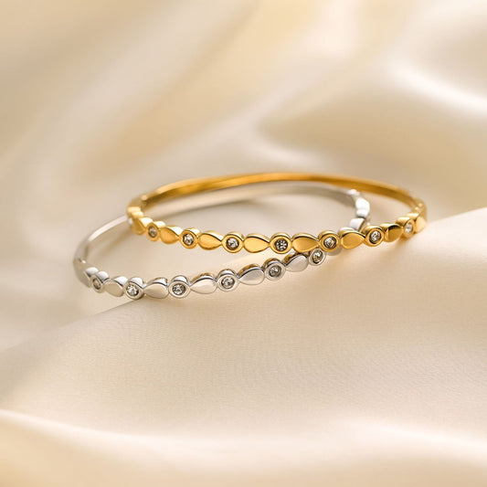 18K Gold Teardrop Bracelet