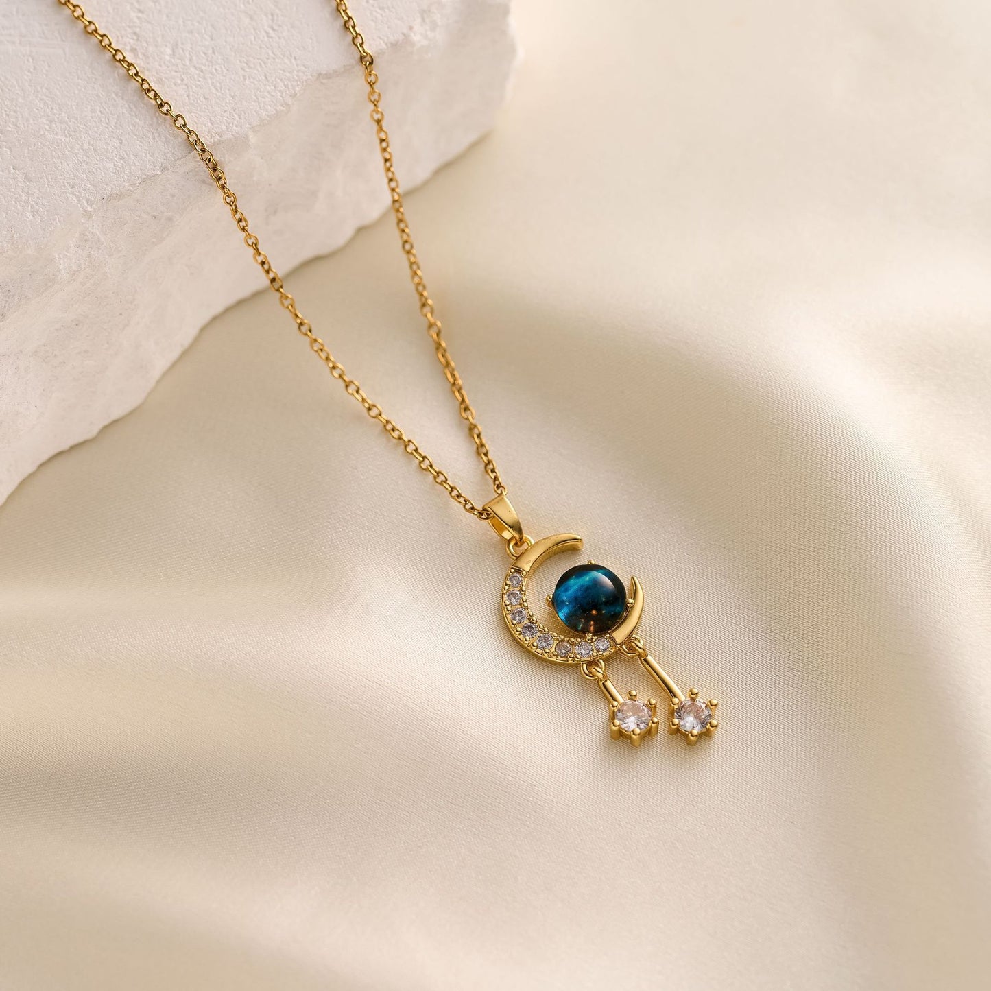 Blue Planet Necklace Woman