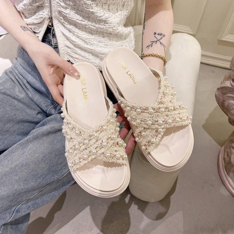 Soft bottom Lightweight sandals Thick bottom