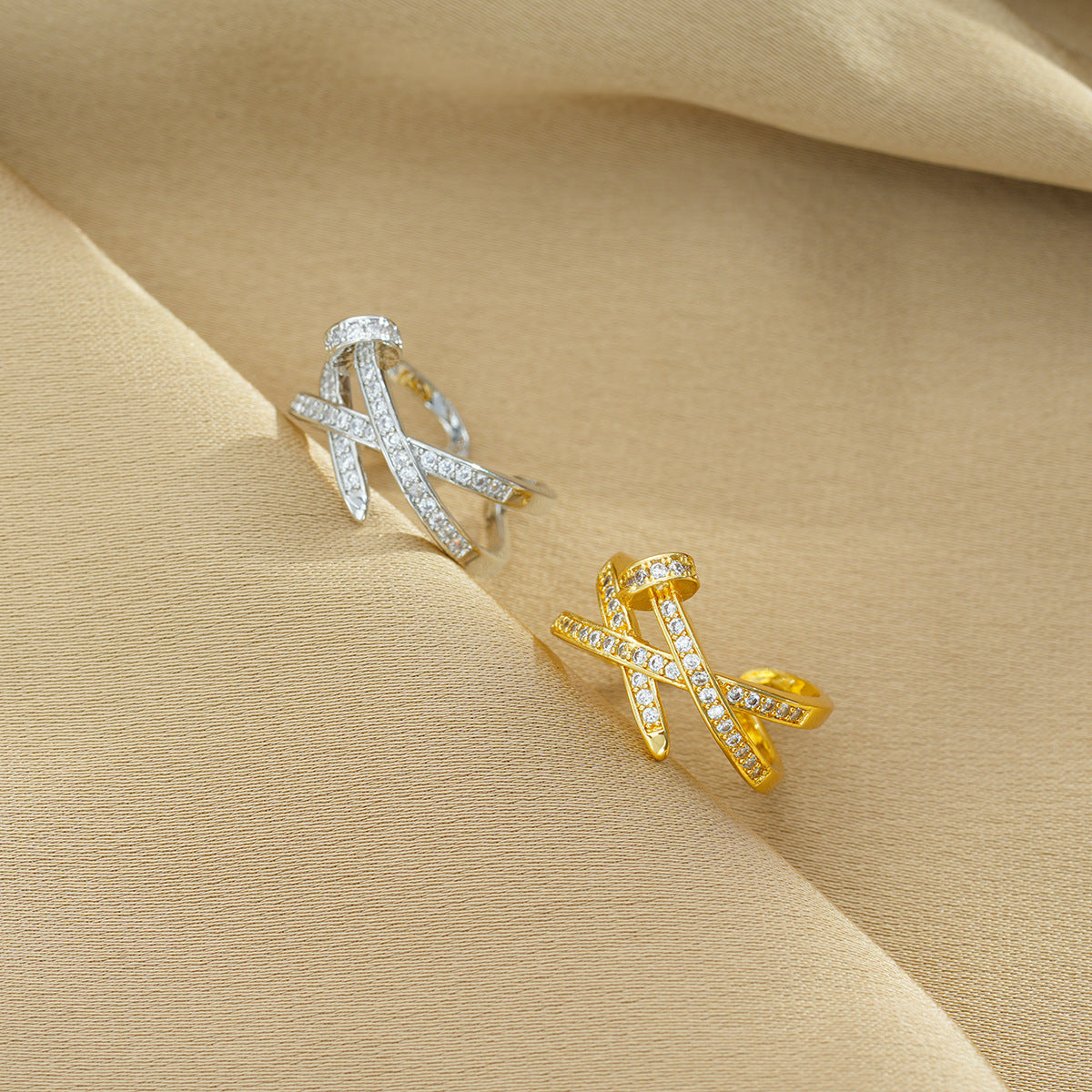 Anillo abierto de uñas con cinturón de diamantes de imitación apilable 