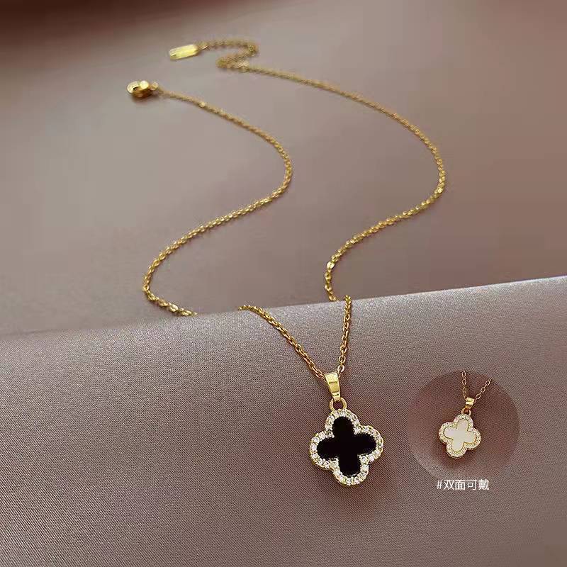 Double-sided four-leaf clover micro-set necklace