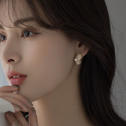 Butterfly diamond stud earrings wholesale