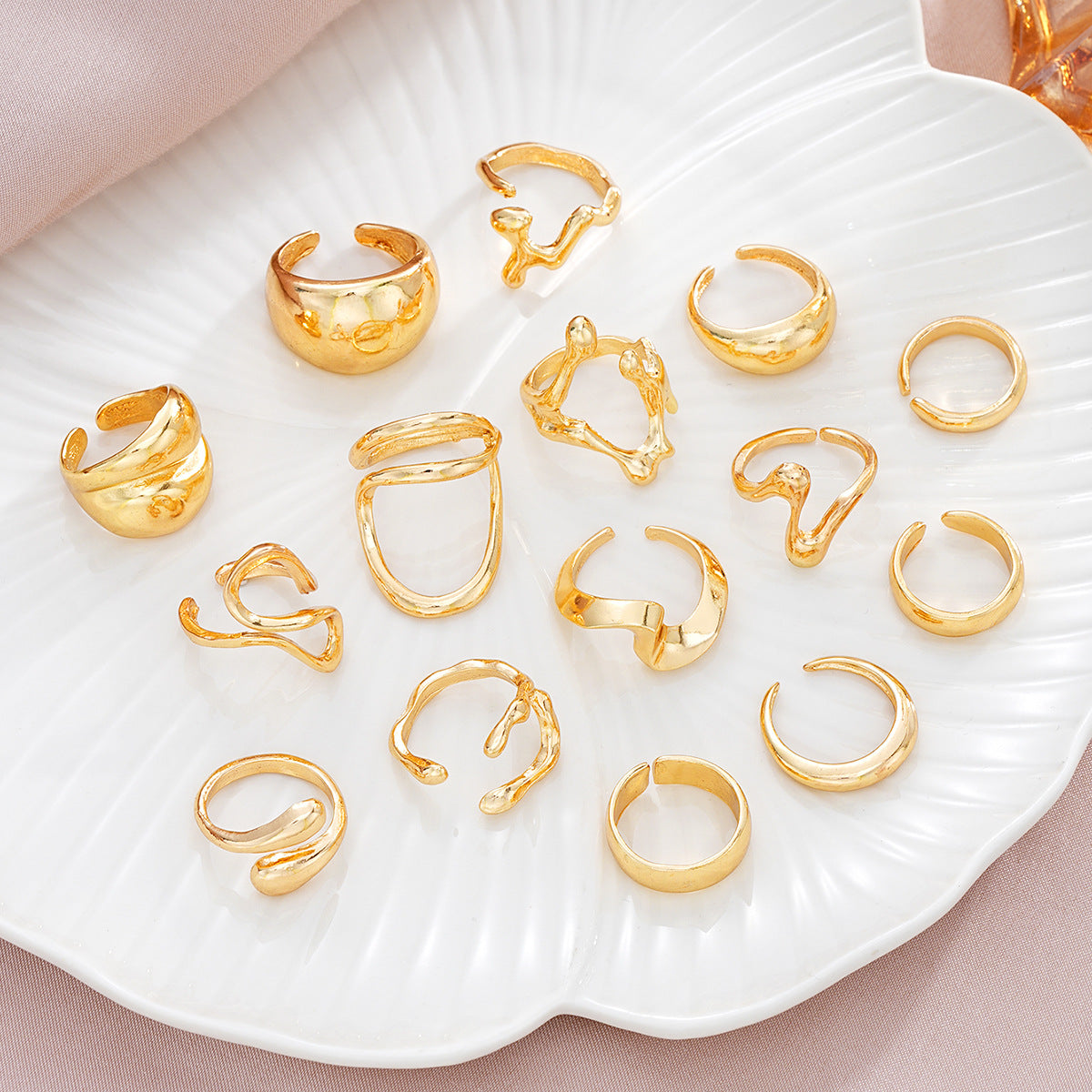 15-Piece Lava Line Ring Set