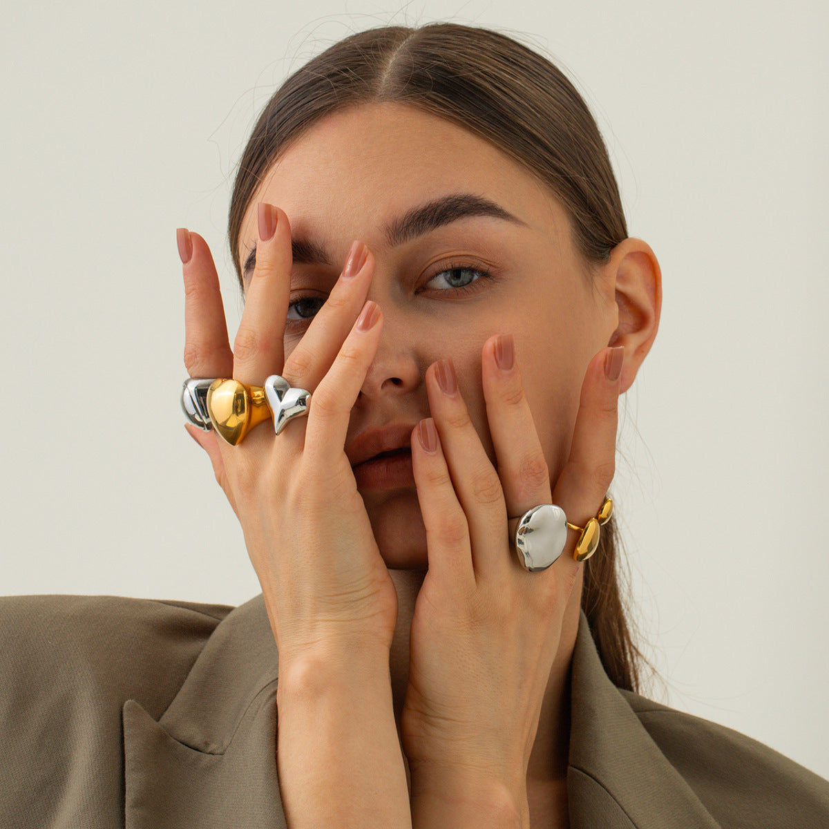 Exaggerated spherical ring