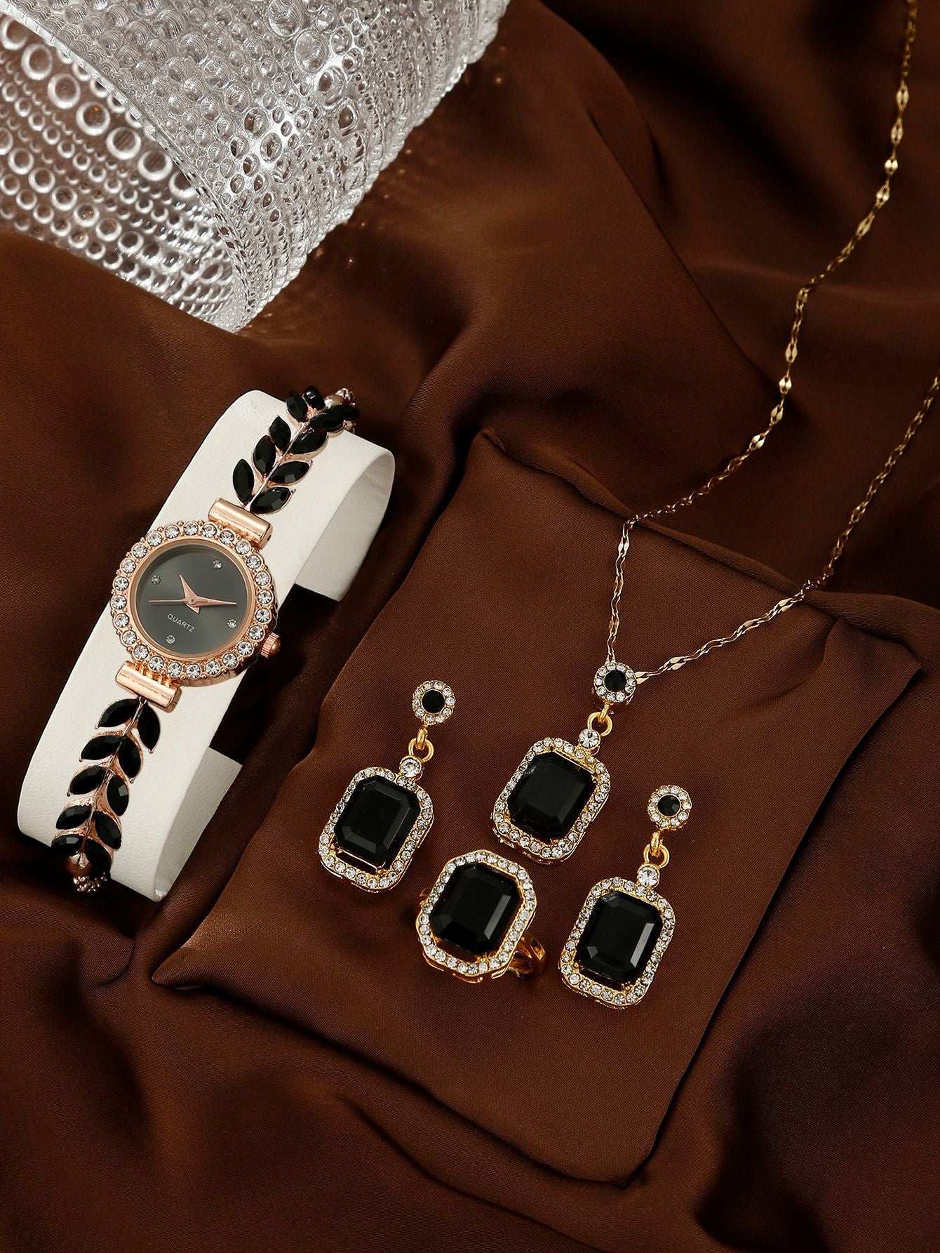 Quartz bracelet watch jewelry set