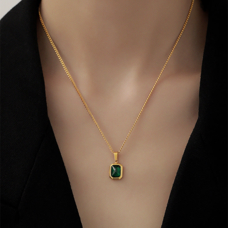 French Style Emerald Pendant Necklace, Elegant 18K Gold