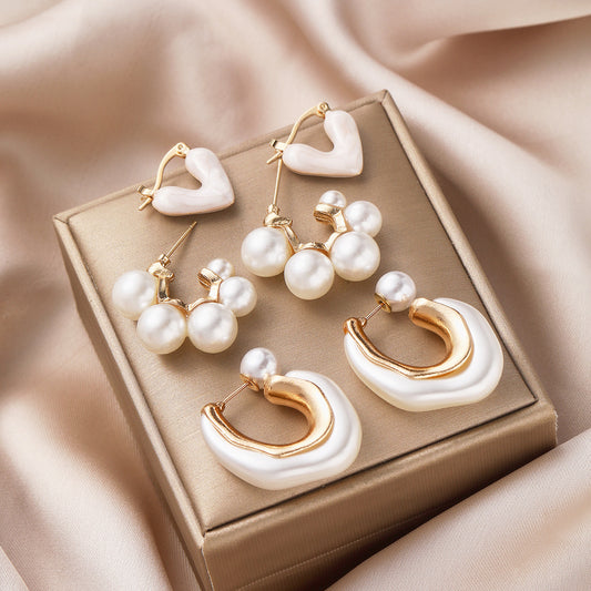 Gold Love Pearl Earring Set