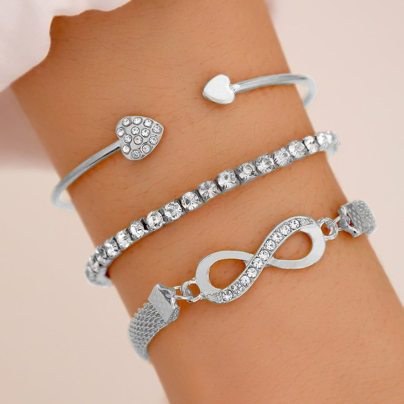 Ins Love & Figure 8 Bracelet Set