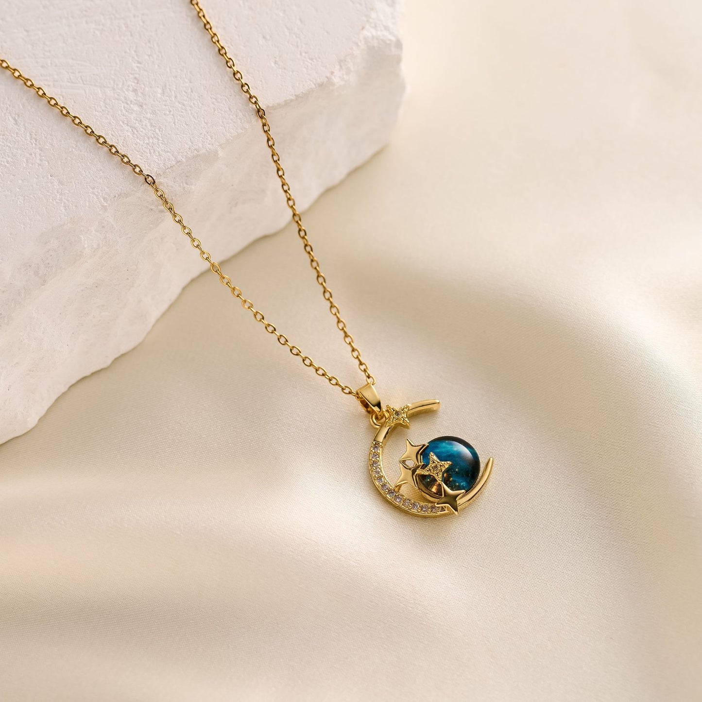 Blue Planet Necklace Woman