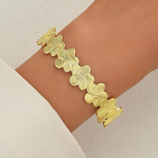 Geometric Irregular Flower Opening Bracelet