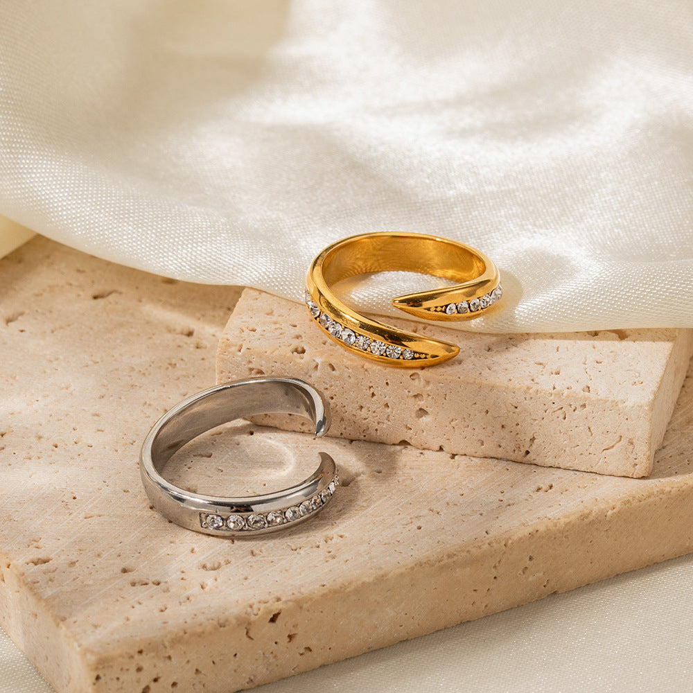 Anillo abierto de diamantes blancos 