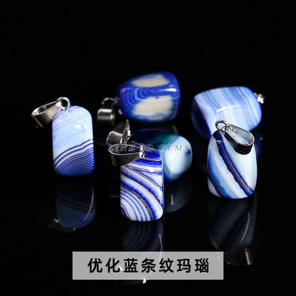 Amethyst rough stone square pendant.